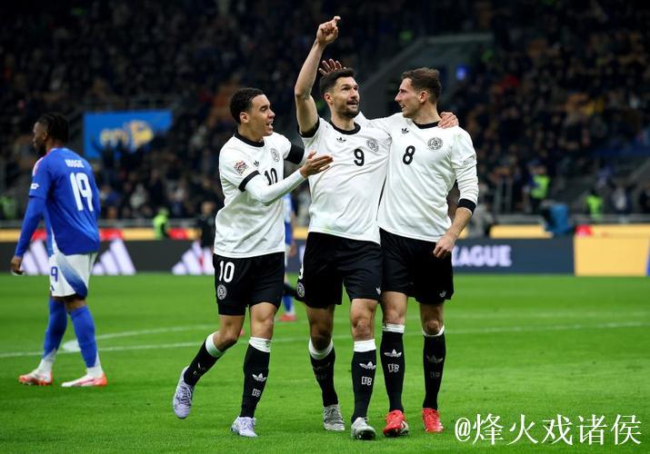 格雷茨卡破门基米希两助攻 德国2-1逆转意大利抢占先机 格雷茨卡破门基米希两助攻 德国2-1逆转意大利抢占先机