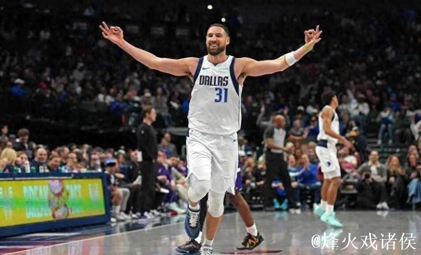 克莱三分里程碑26+6 独行侠主场狂胜爵士 克莱三分里程碑26+6 独行侠主场狂胜爵士